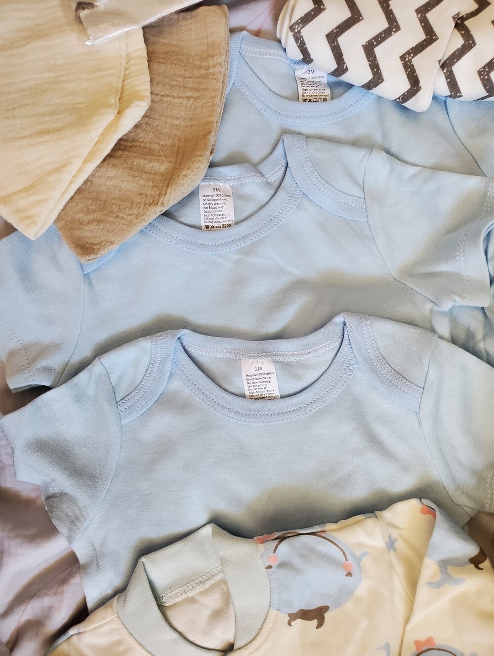 Luxury Baby Boy Gift Basket Thoughtfully Curated Blue Newborn Essentials - Picture 6 of 11